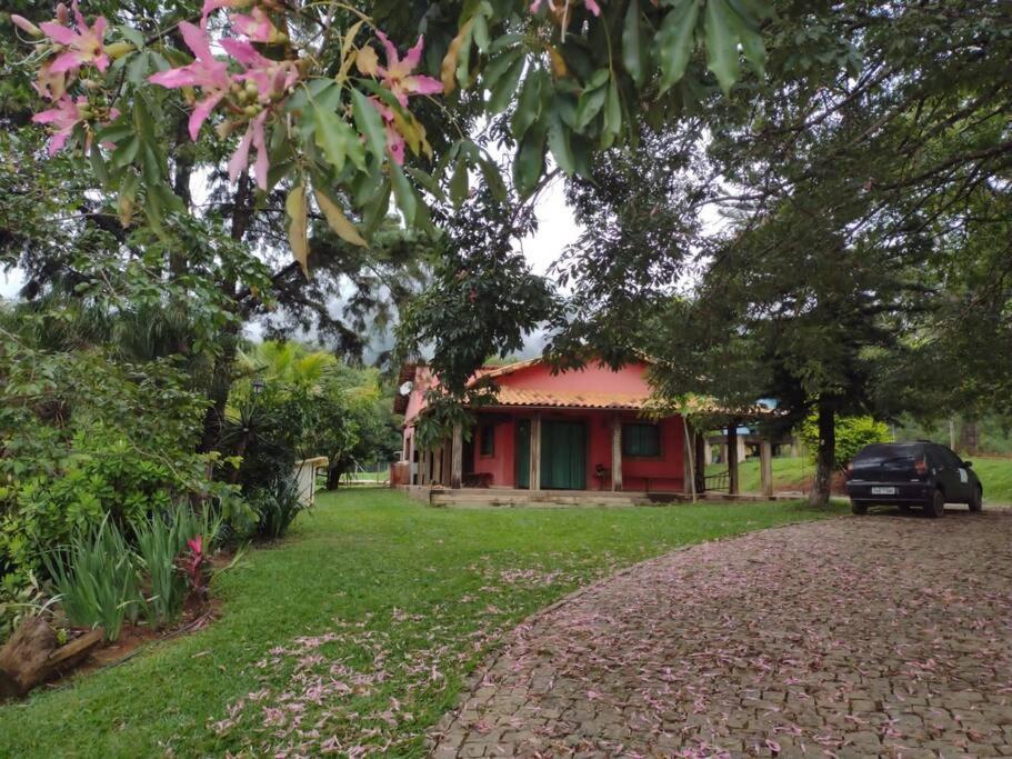 فيلا Sitio Da Tia Lucia Perto Da Montanha برومادينهو المظهر الخارجي الصورة